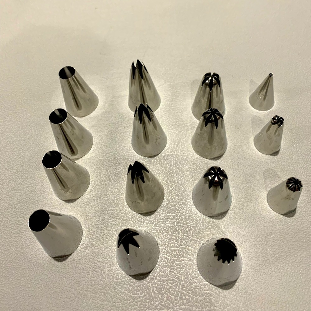 Wilton Piping Tips